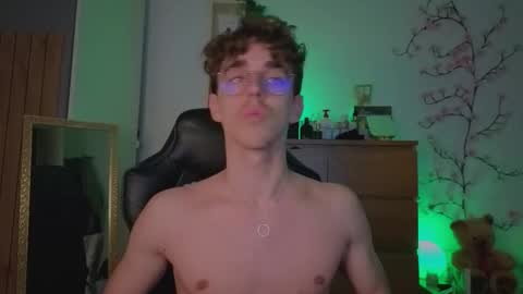  Free OF online show from March 17, 6:55 pm