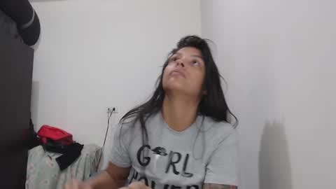 Snapshot of latin_meg chatting on January 5, 7:17 pm M E G A N online show from January 5, 7:17 pm