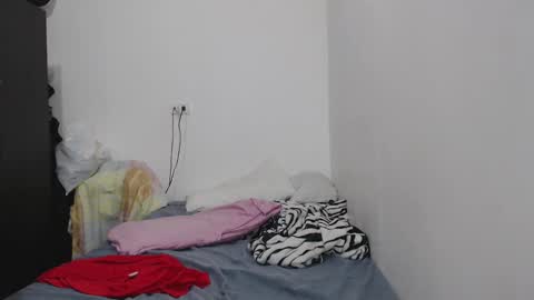 Snapshot of latin_meg chatting on January 8, 4:22 pm M E G A N online show from January 8, 4:22 pm