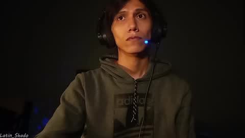 Snapshot of latin_shado chatting on November 22, 9:19 am Shado online show from November 22, 9:19 am