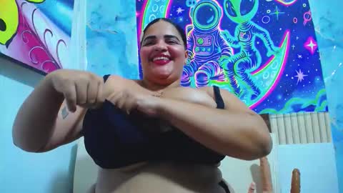 latina_bigboos12 online show from October 19, 4:57 am