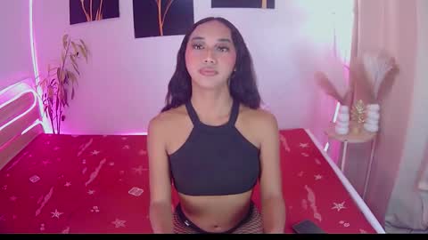 Snapshot of latina_kia chatting on November 16, 6:57 pm latina_kia online show from November 16, 6:57 pm