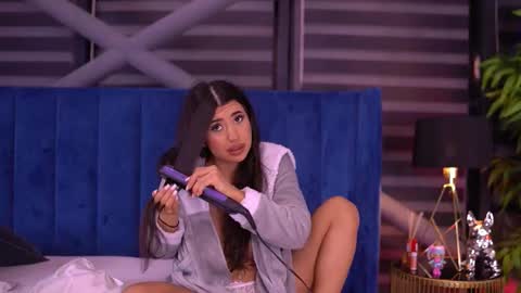 Latina online show from January 14, 7:08 pm