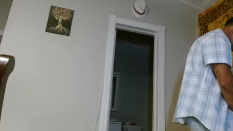 Chris online show from January 9, 11:28 pm