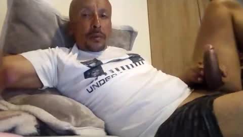 latinhardfucker1980 online show from January 22, 1:53 am