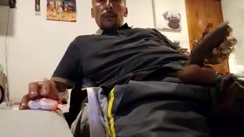 latinhardfucker1980 online show from January 24, 12:42 am