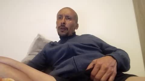 latinhardfucker1980 online show from January 29, 3:44 am