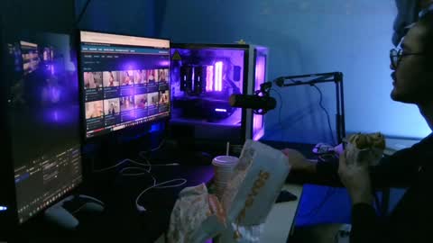 latinincognito online show from January 13, 3:01 am