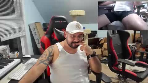 LatinLover83 online show from February 24, 3:37 am