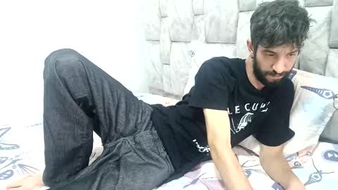 Snapshot of latinlustandfrenchkiss chatting on November 30, 7:51 pm latinlustandfrenchkiss online show from November 30, 7:51 pm