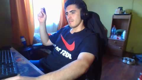 Snapshot of latinn_babe chatting on January 27, 10:49 pm latinn_babe online show from January 27, 10:49 pm