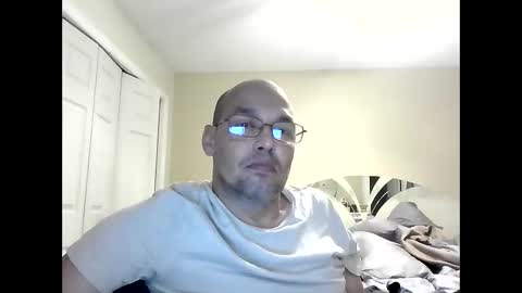 Snapshot of latinoinfla chatting on December 29, 4:16 am latinoinfla online show from December 29, 4:16 am