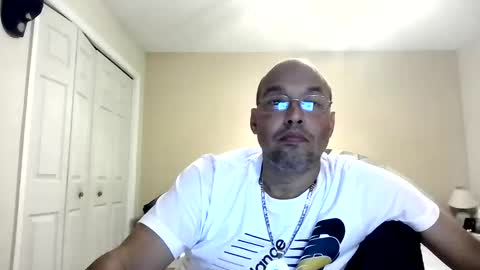 Snapshot of latinoinfla chatting on October 5, 7:56 pm latinoinfla online show from October 5, 7:56 pm