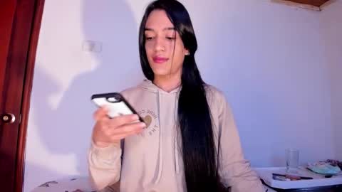 latinsecretfantasy online show from February 20, 11:00 am