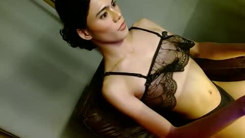 latrina_ online show from March 21, 8:12 pm