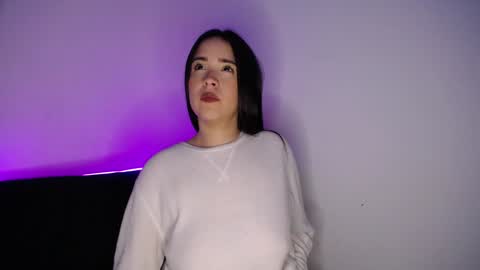 Snapshot of lau_24 chatting on January 29, 8:18 am lau_24 online show from January 29, 8:18 am