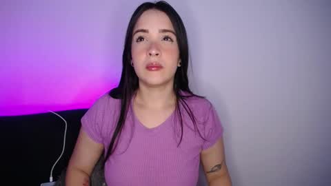 Snapshot of lau_24 chatting on September 30, 5:34 am lau_24 online show from September 30, 5:34 am