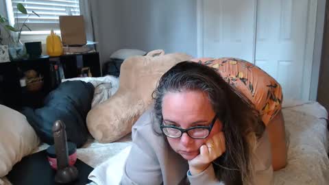 Snapshot of laulauma chatting on October 29, 3:36 pm LauLauMa online show from October 29, 3:36 pm