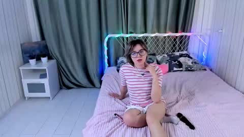 Snapshot of launakohan chatting on November 14, 8:51 pm Kylie online show from November 14, 8:51 pm