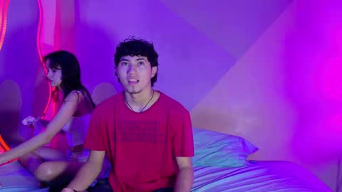 Snapshot of laura_and_kevin chatting on September 26, 2:10 pm laura_and_kevin online show from September 26, 2:10 pm