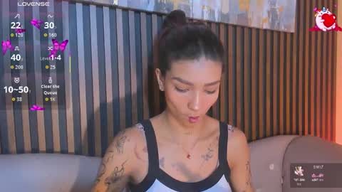 Laura online show from September 13, 11:48 pm