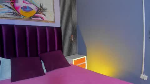 Laura online show from March 26, 12:33 pm