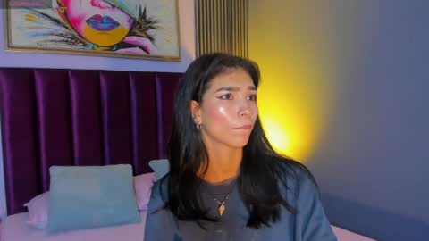 Laura online show from April 8, 12:38 pm