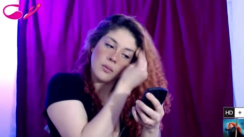 Snapshot of laura_fountain_ chatting on January 31, 8:22 pm weedcam Curly Laura OF online show from January 31, 8:22 pm