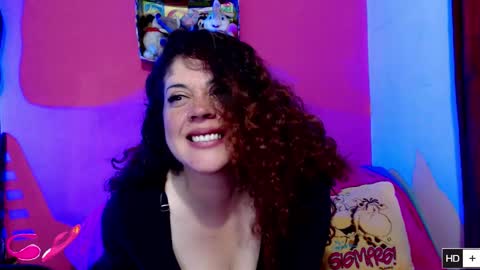 weedcam Curly Laura OF    online show from December 17, 9:10 pm
