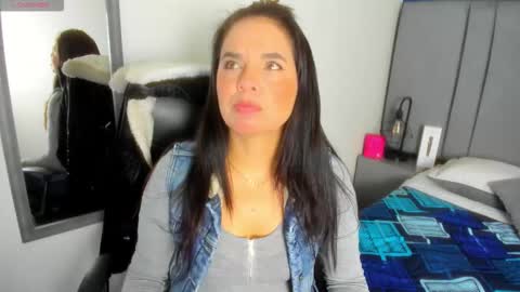 laura hotties online show from February 2, 12:48 pm