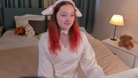 Snapshot of laura_kelley1 chatting on November 17, 7:58 am laura_kelley1 online show from November 17, 7:58 am