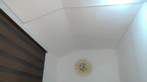 Snapshot of laura_leighxx chatting on January 12, 3:25 pm Laura leighxx online show from January 12, 3:25 pm