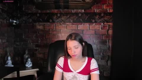 laura_serena online show from March 3, 11:38 am