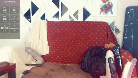 LauraCrystall online show from February 18, 3:43 pm