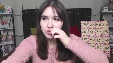 LauraHlot online show from February 6, 1:27 am