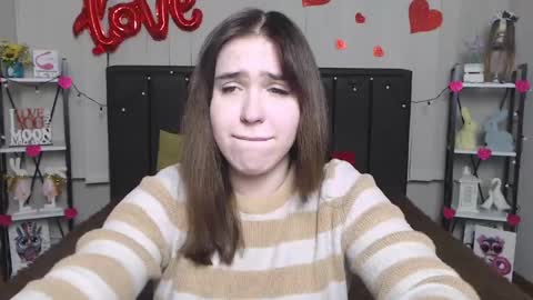 LauraHlot online show from February 16, 9:27 pm