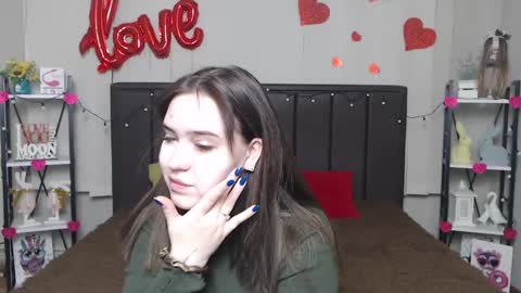 LauraHlot online show from February 20, 6:24 pm