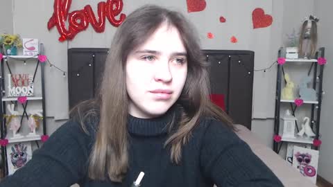 LauraHlot online show from February 23, 6:23 pm