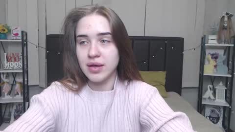 LauraHlot online show from October 2, 5:20 pm