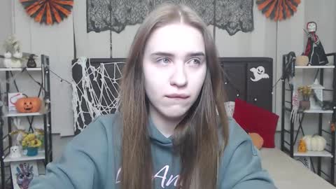 LauraHlot online show from October 26, 6:36 pm