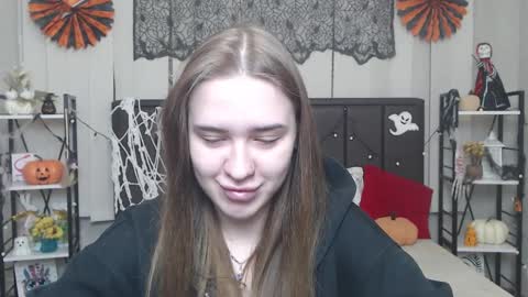 LauraHlot online show from October 28, 6:21 pm