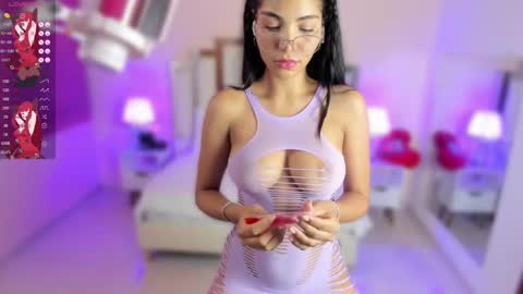 Snapshot of lauramartin1 chatting on March 8, 12:55 am Laura MartinGMT-5 2200-0600 online show from March 8, 12:55 am