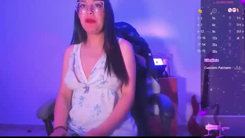 lauraohana online show from April 21, 10:10 am