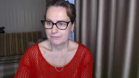 Lauraoven1 online show from February 2, 1:08 pm