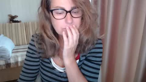 Lauraoven1 online show from September 30, 7:24 am