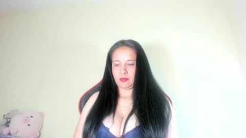 Snapshot of laureen777 chatting on October 18, 2:58 am laureen777 online show from October 18, 2:58 am