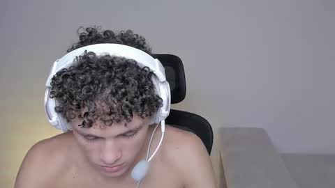 Snapshot of laureent__ chatting on September 11, 6:41 pm Laureent online show from September 11, 6:41 pm