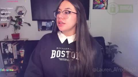 Snapshot of lauren_afrodita chatting on November 21, 2:10 am Im Lauren independent model online show from November 21, 2:10 am