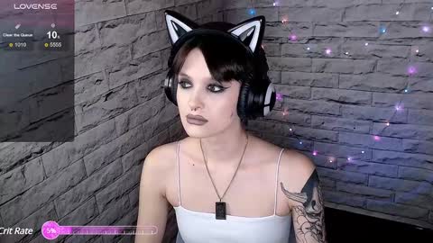 Snapshot of lauren_raquel chatting on December 31, 3:20 pm Eva online show from December 31, 3:20 pm