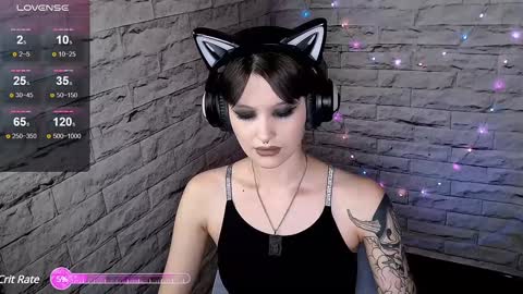 Snapshot of lauren_raquel chatting on January 2, 5:29 pm Eva online show from January 2, 5:29 pm